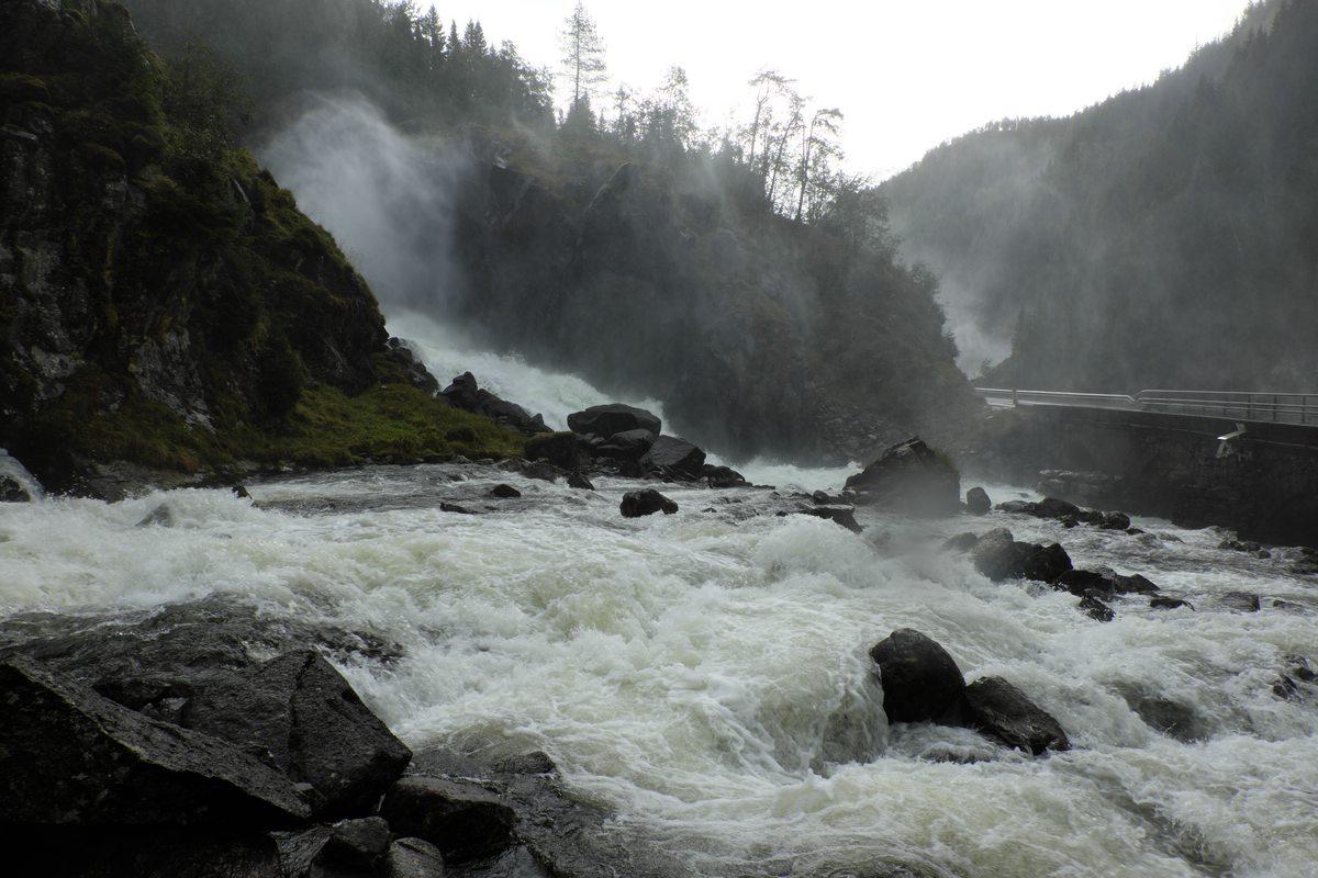 Norwegen Ladefossen