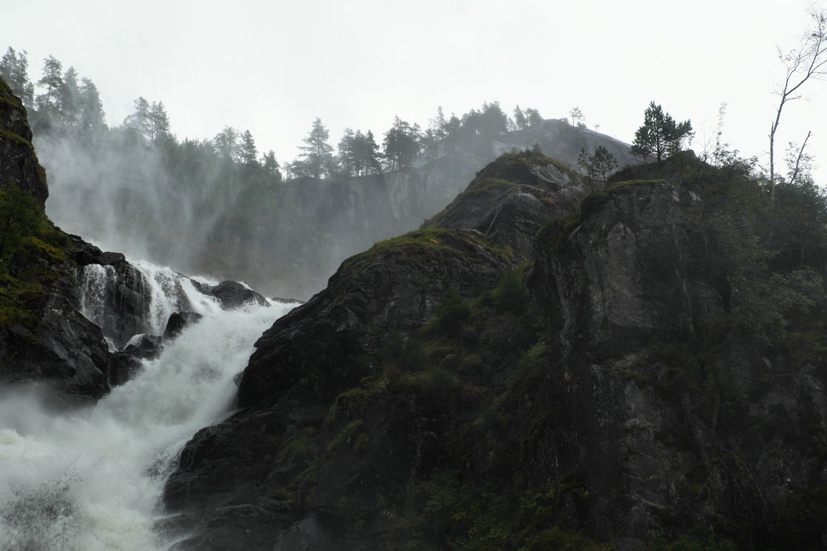 Norwegen Ladefossen