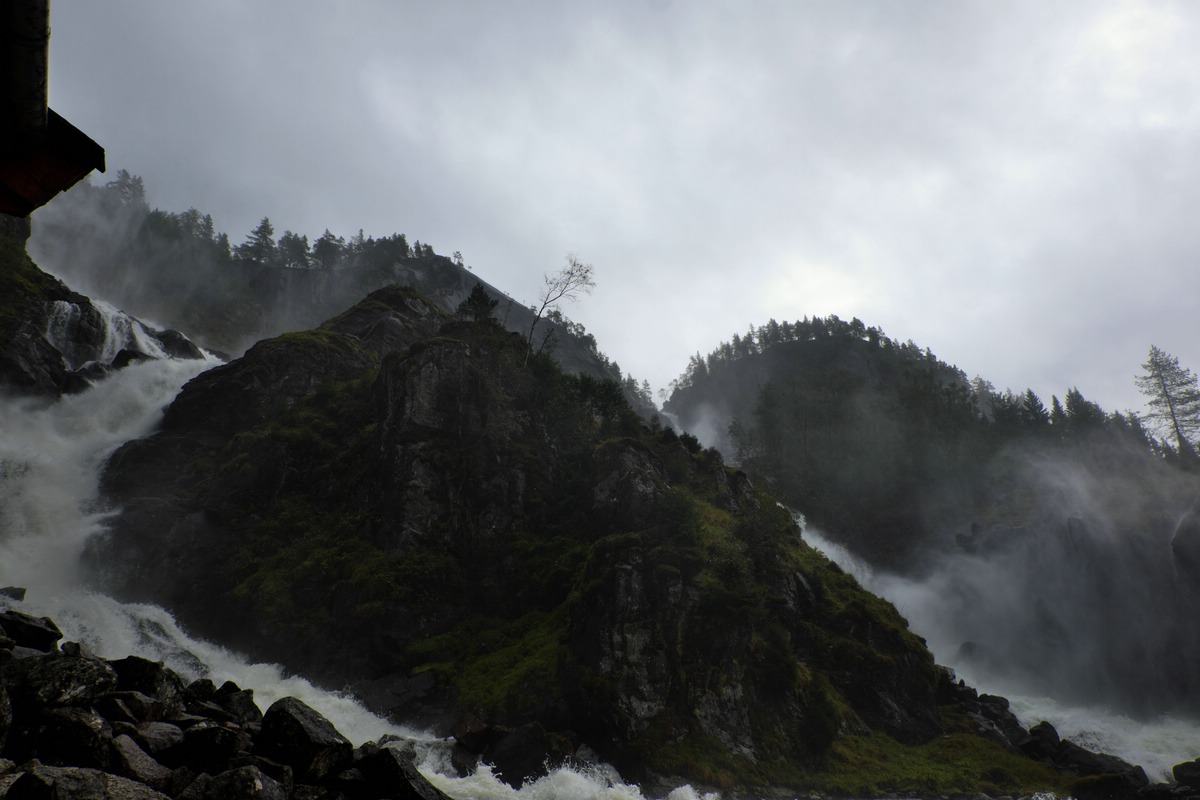 Norwegen Ladefossen