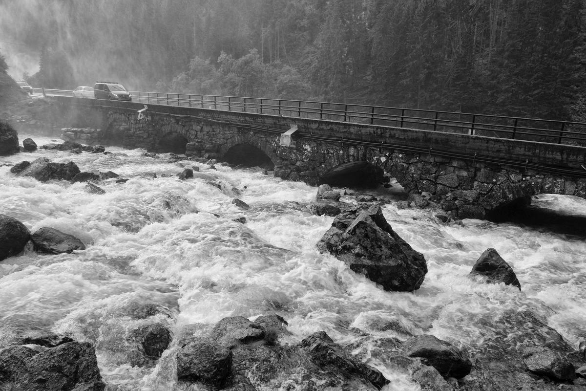 Norwegen Ladefossen