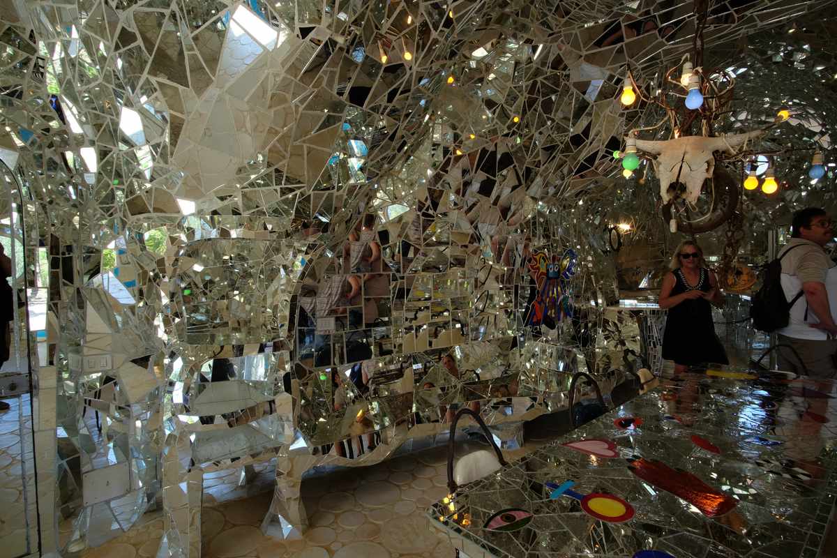 Der Tarotgarten von Niki de Saint Phalle